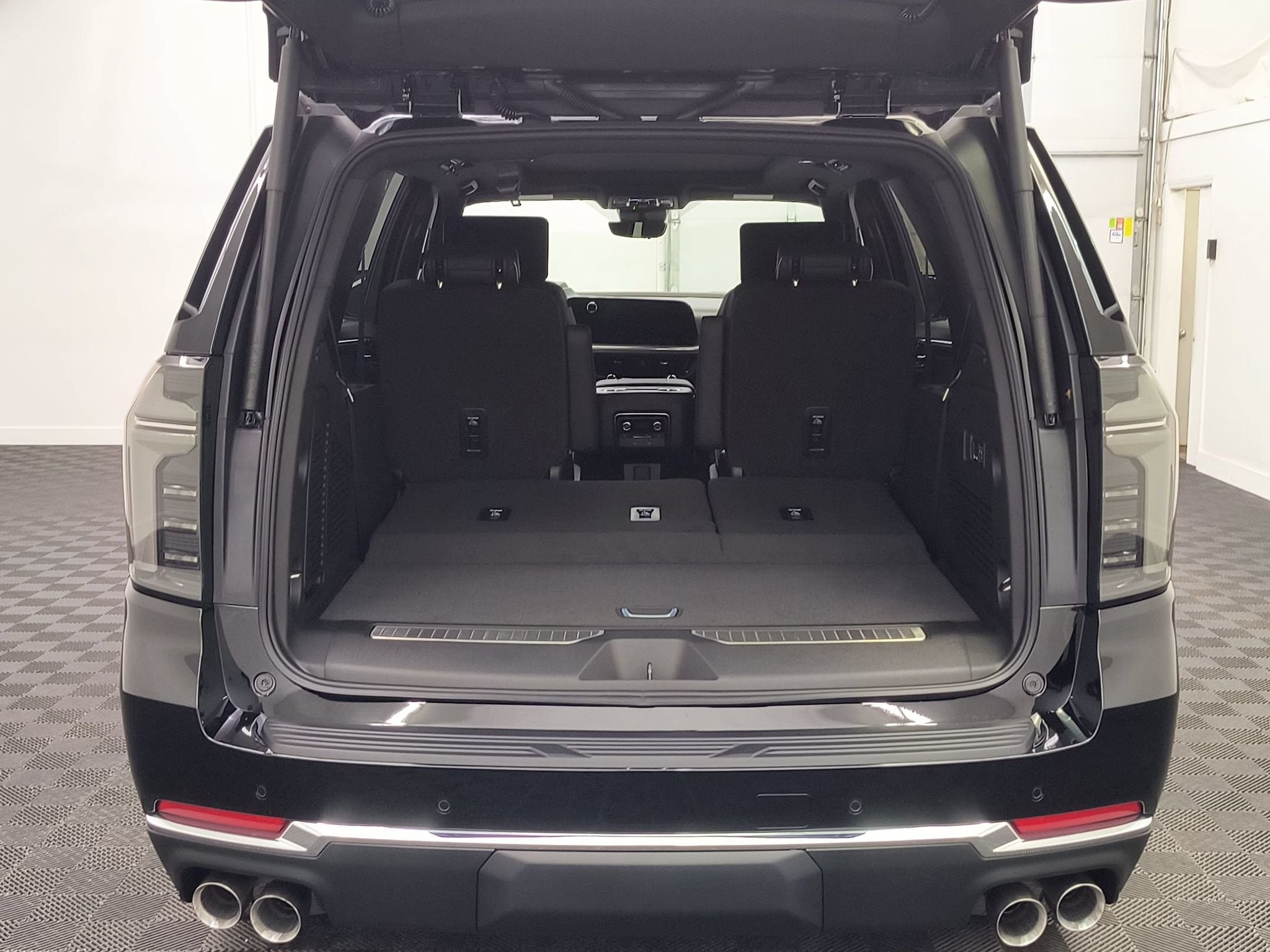 2026 Chevrolet Tahoe Premier - Photo 19