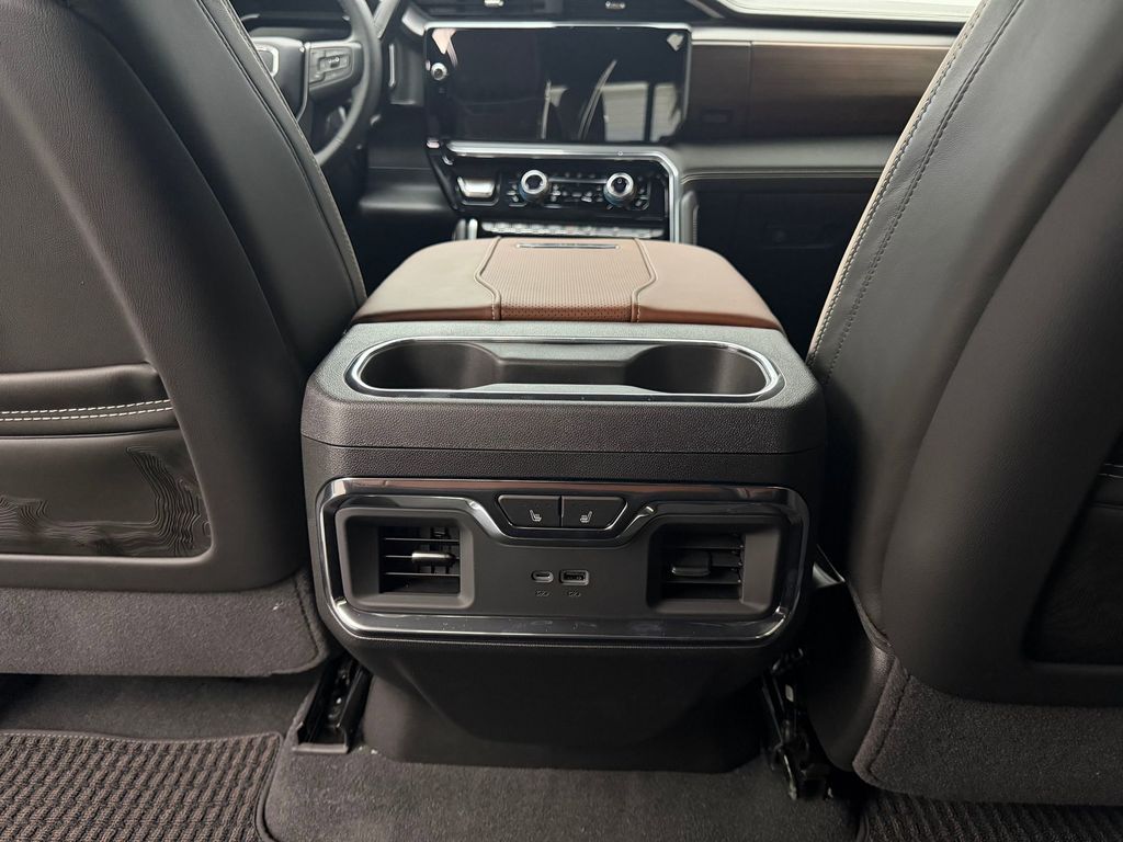 2026 GMC Sierra 3500HD Denali Ultimate - Photo 26