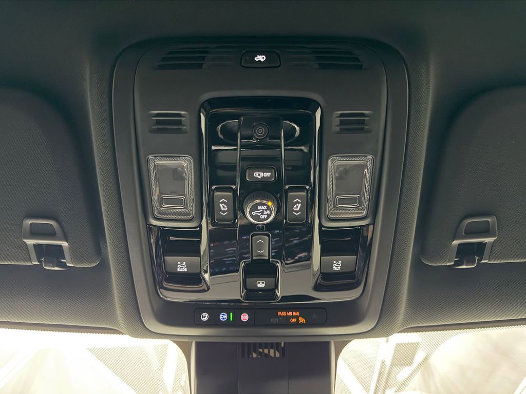 2026 Chevrolet Tahoe High Country - Photo 17