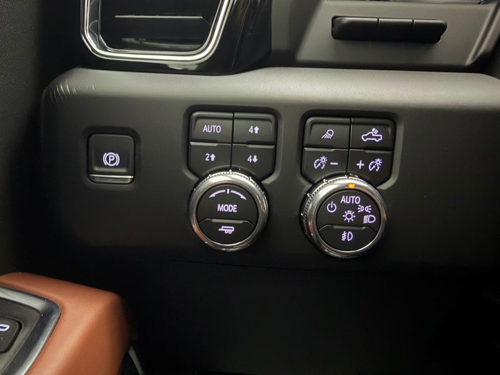 2026 GMC Sierra 3500HD Denali Ultimate - Photo 35