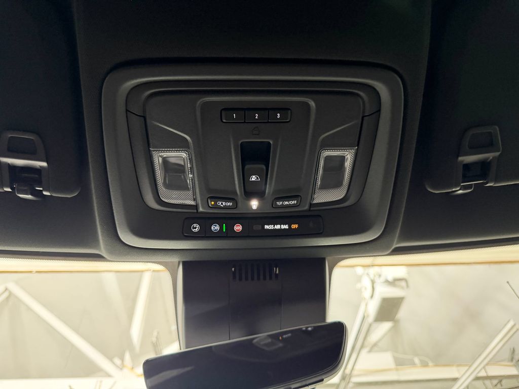 2026 Chevrolet Silverado 1500 ZR2 - Photo 15