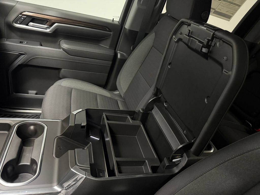 2026 Chevrolet Silverado 3500 HD LT - Photo 33