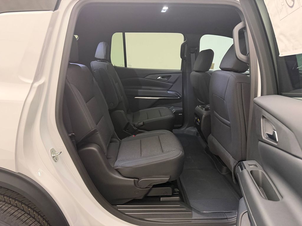 2026 Chevrolet Traverse LT - Photo 23