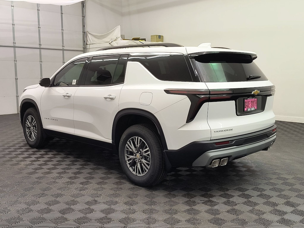 New 2027 Chevrolet Traverse LT SUV