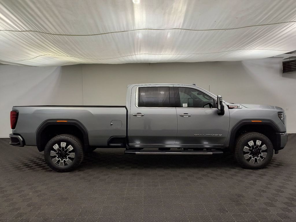 2026 GMC Sierra 3500HD Denali - Photo 8