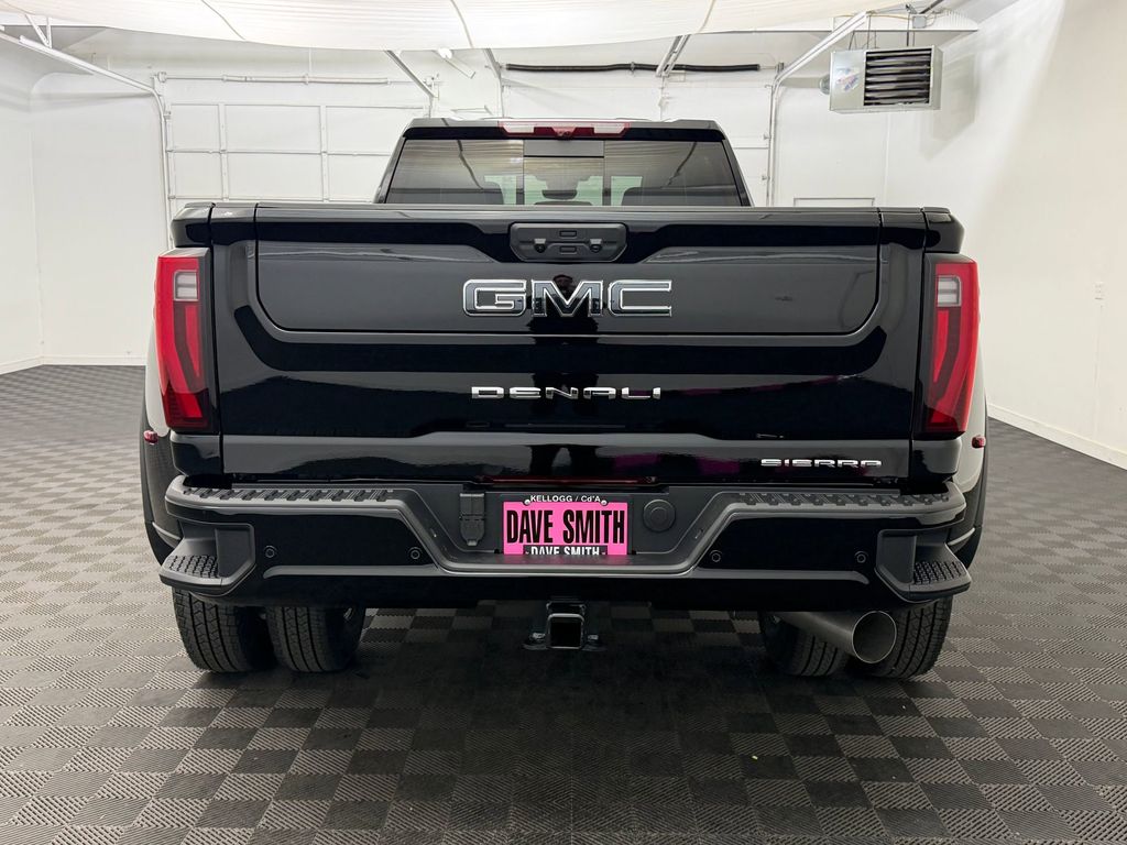 2026 GMC Sierra 3500HD Denali Ultimate - Photo 10