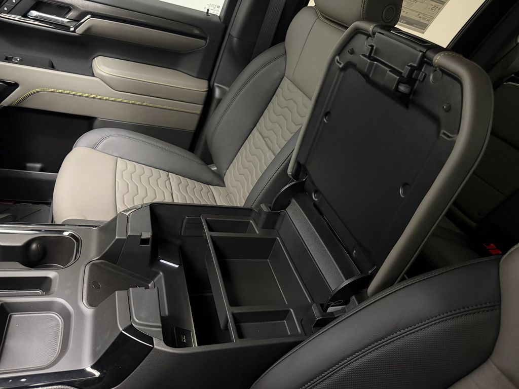 2026 Chevrolet Silverado 1500 ZR2 - Photo 35