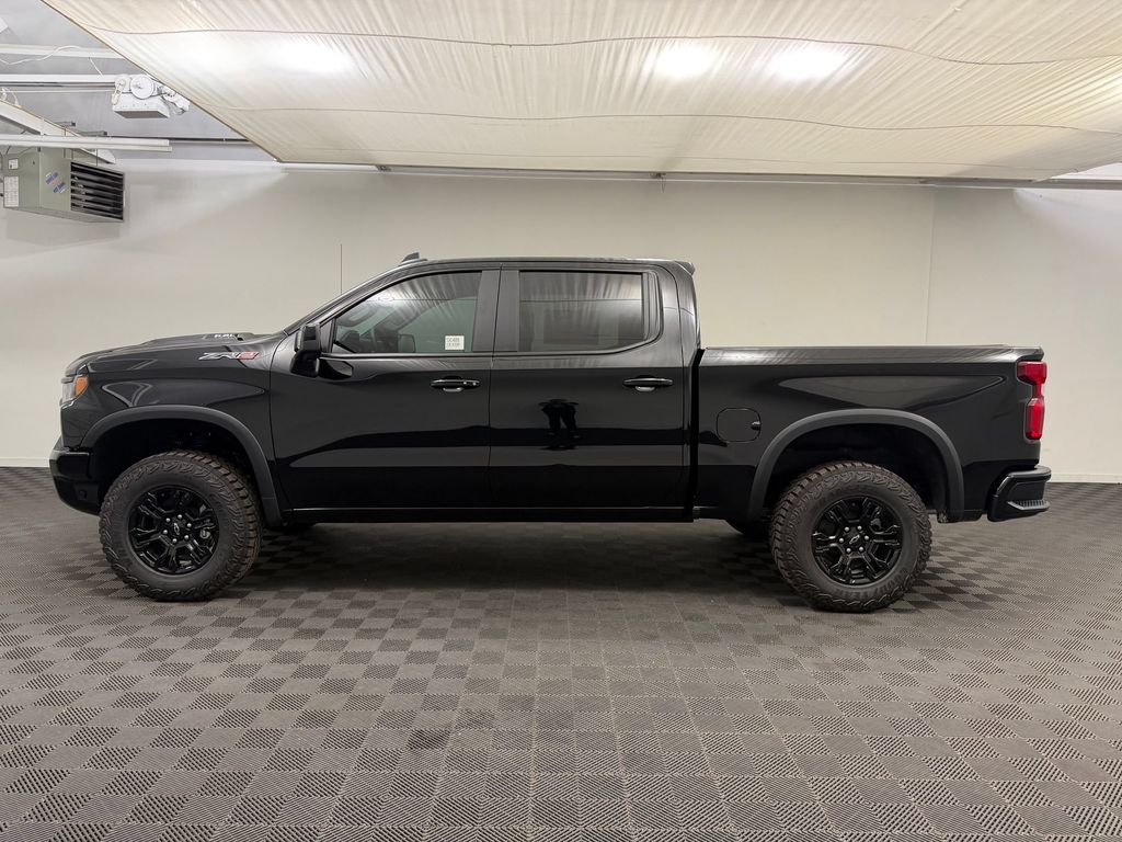 2026 Chevrolet Silverado 1500 ZR2 - Photo 2