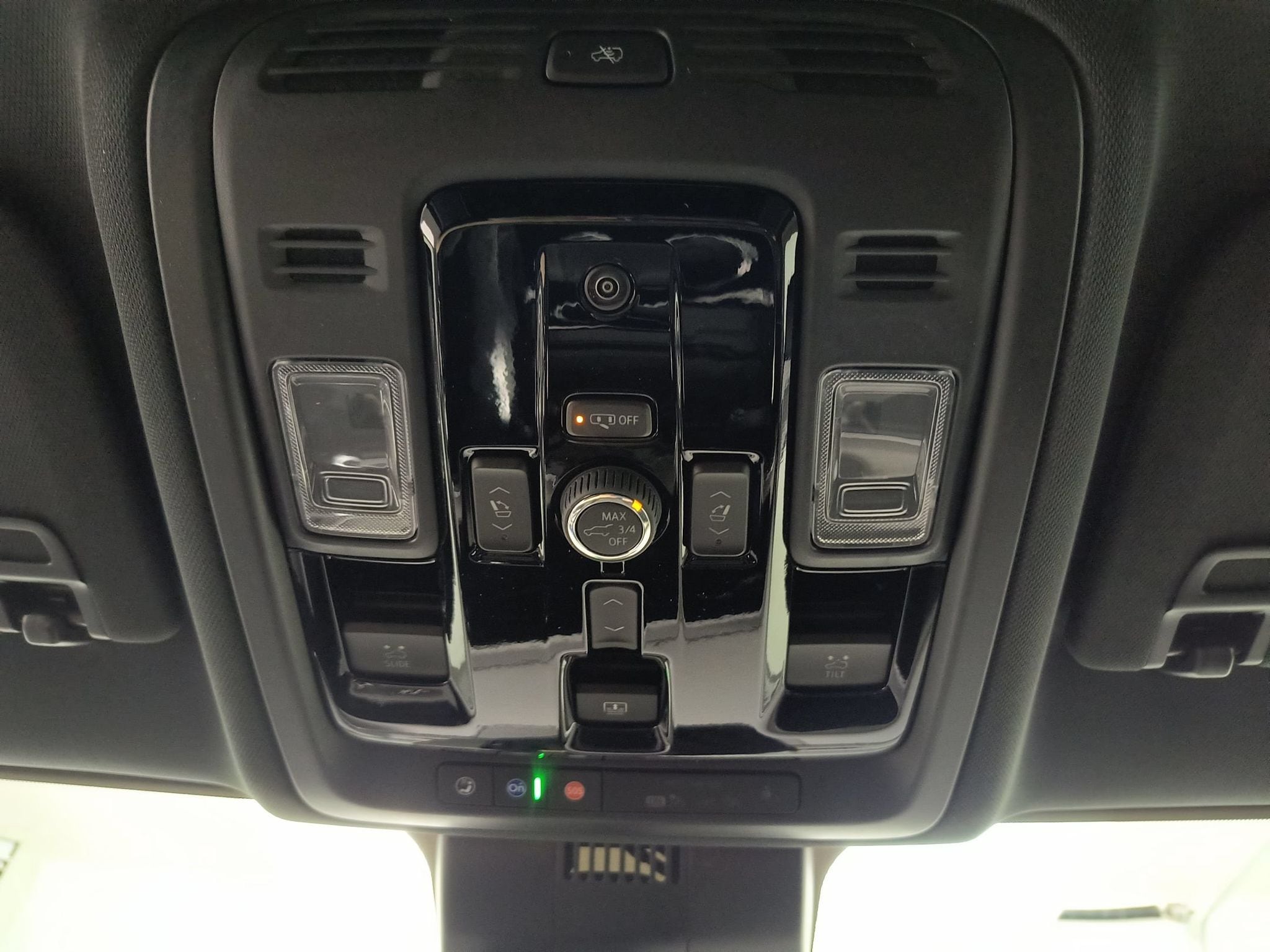 2026 Chevrolet Tahoe Premier - Photo 15