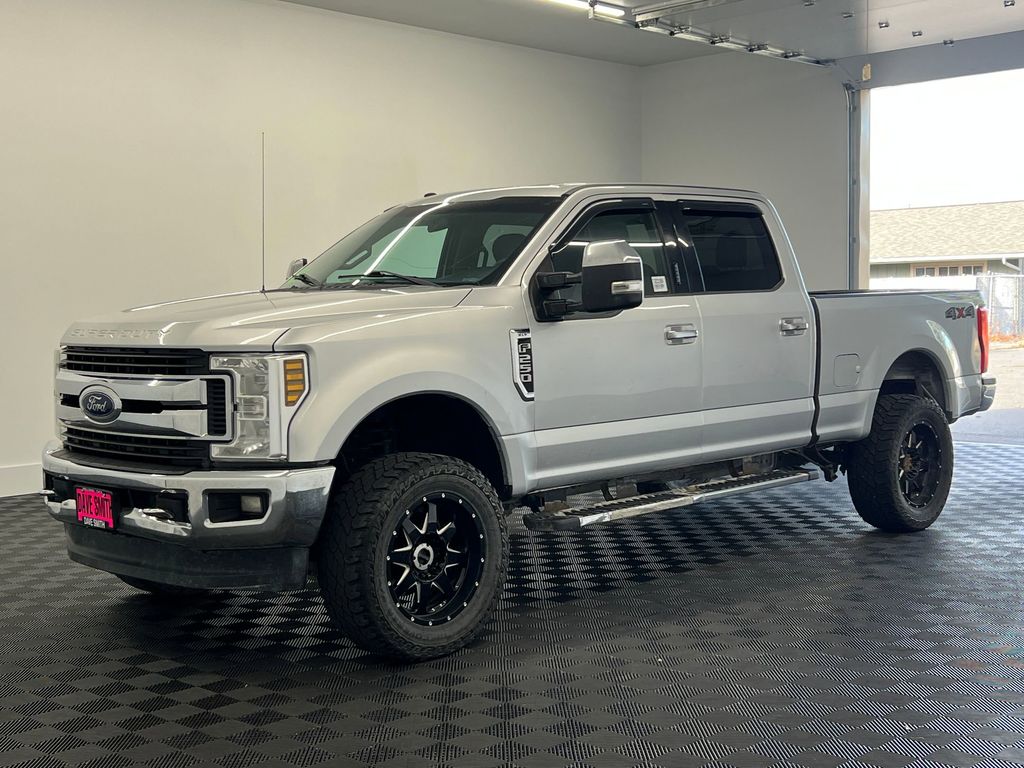 2018 Ford F-250 Super Duty XLT's photo