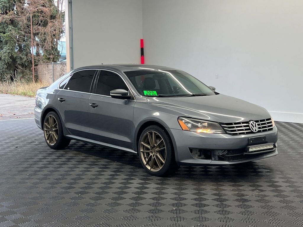 Used 2015 Volkswagen Passat 2.0L TDI SE w/Sunroof Sedan