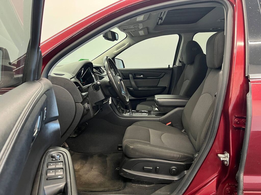 Used 2016 Chevrolet Traverse LT w/2LT SUV