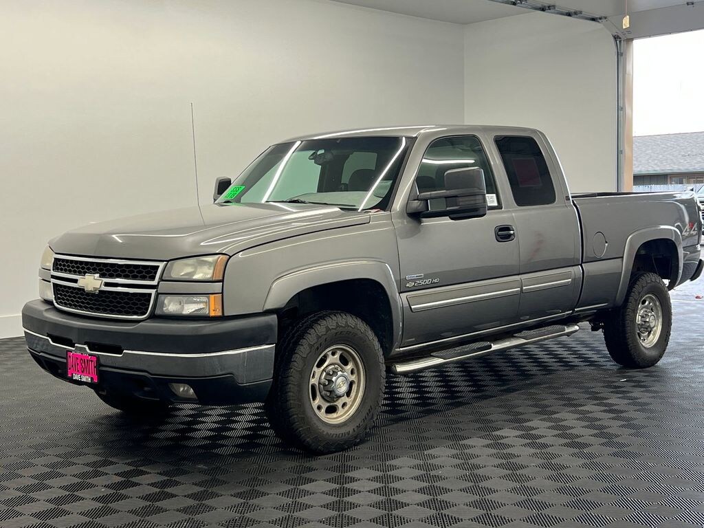 Used 2006 Chevrolet Silverado 2500HD Truck Extended Cab