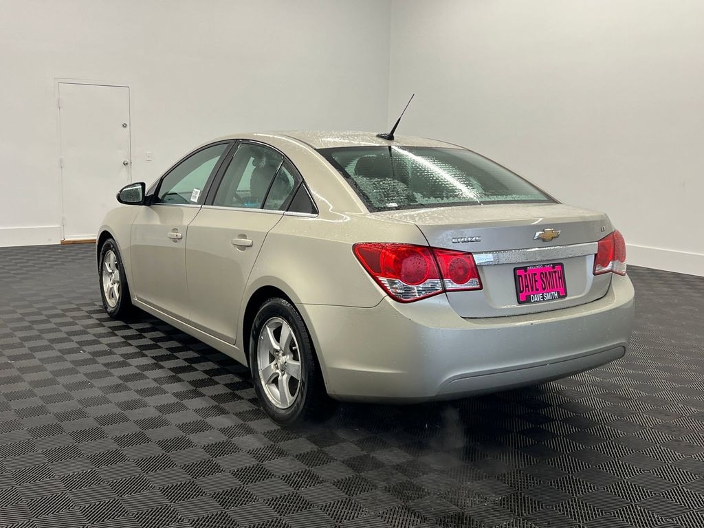 Used 2013 Chevrolet Cruze 1LT Auto Sedan