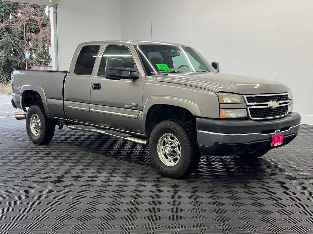 Used 2006 Chevrolet Silverado 2500HD Truck Extended Cab