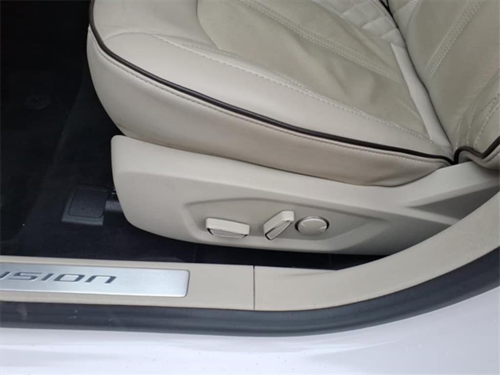 Used 2017 Ford Fusion Platinum Sedan