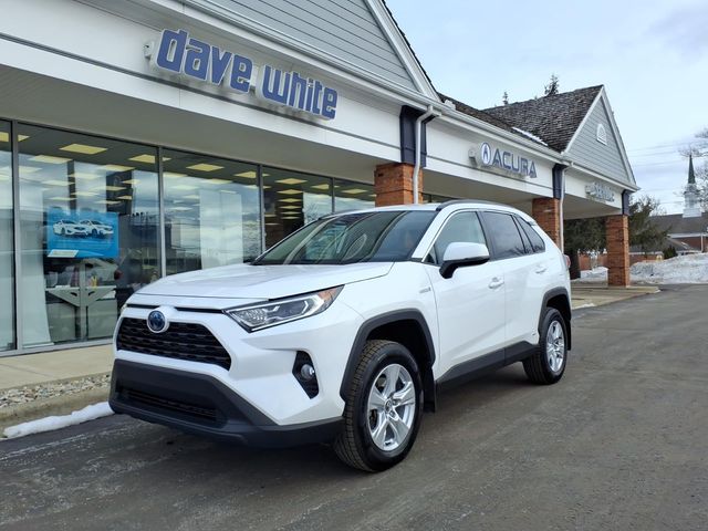 2020 Toyota RAV4 XLE