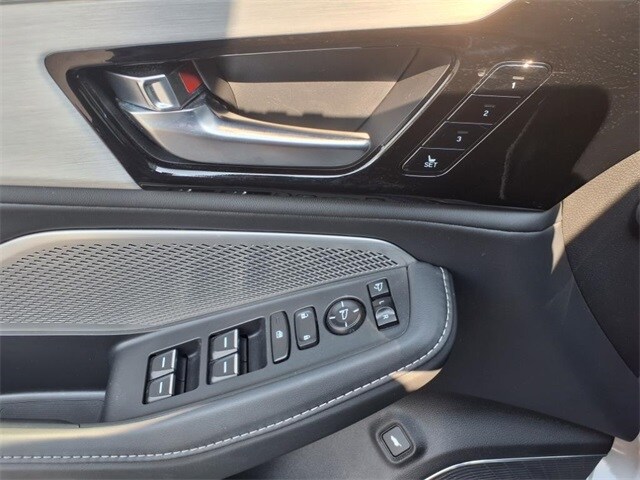 2023 Acura MDX SH-AWD Technology photo 9