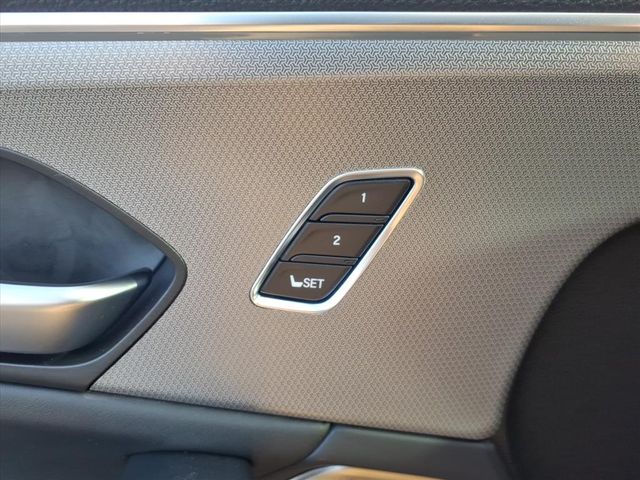 2025 Acura TLX A-SPEC Package - Photo 9