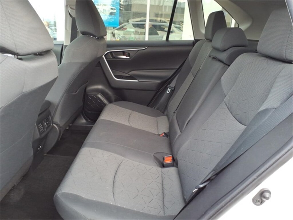 Used 2020 Toyota RAV4 Hybrid XLE SUV