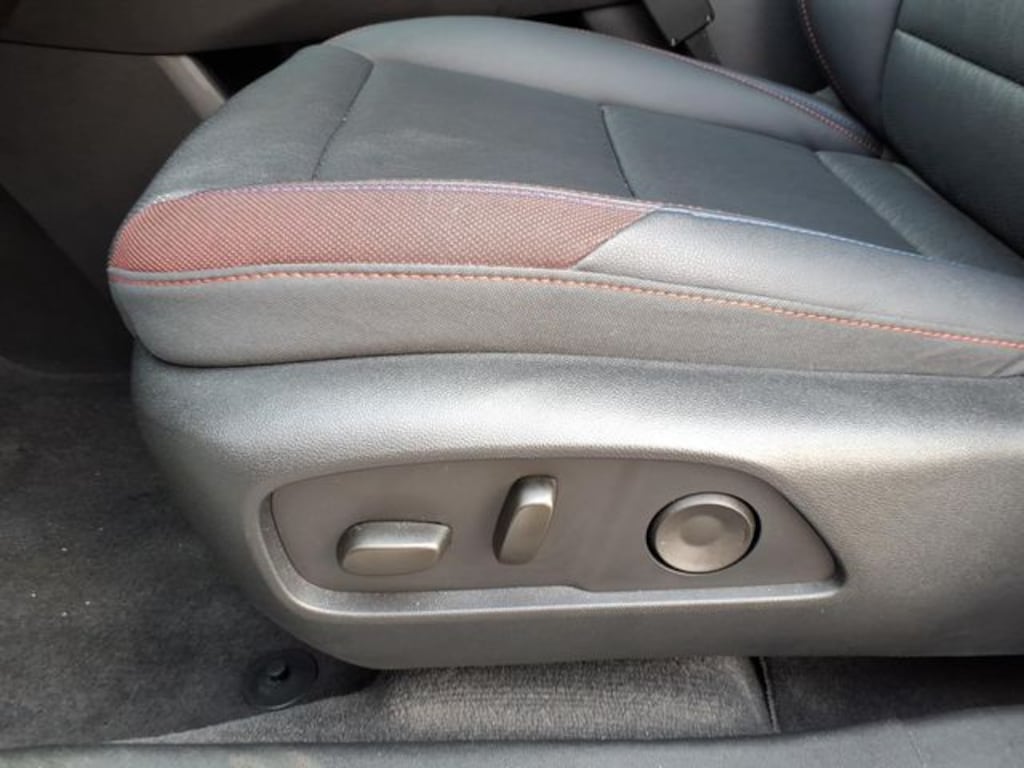 Used 2025 Chevrolet Equinox RS SUV