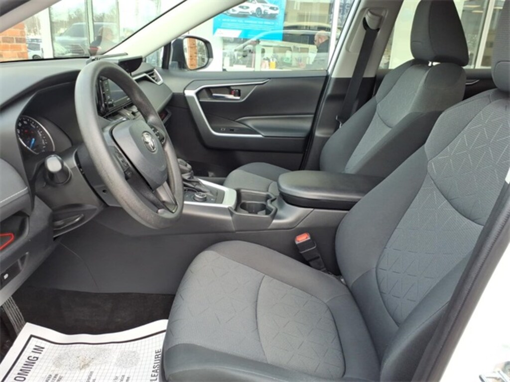 Used 2020 Toyota RAV4 Hybrid XLE SUV