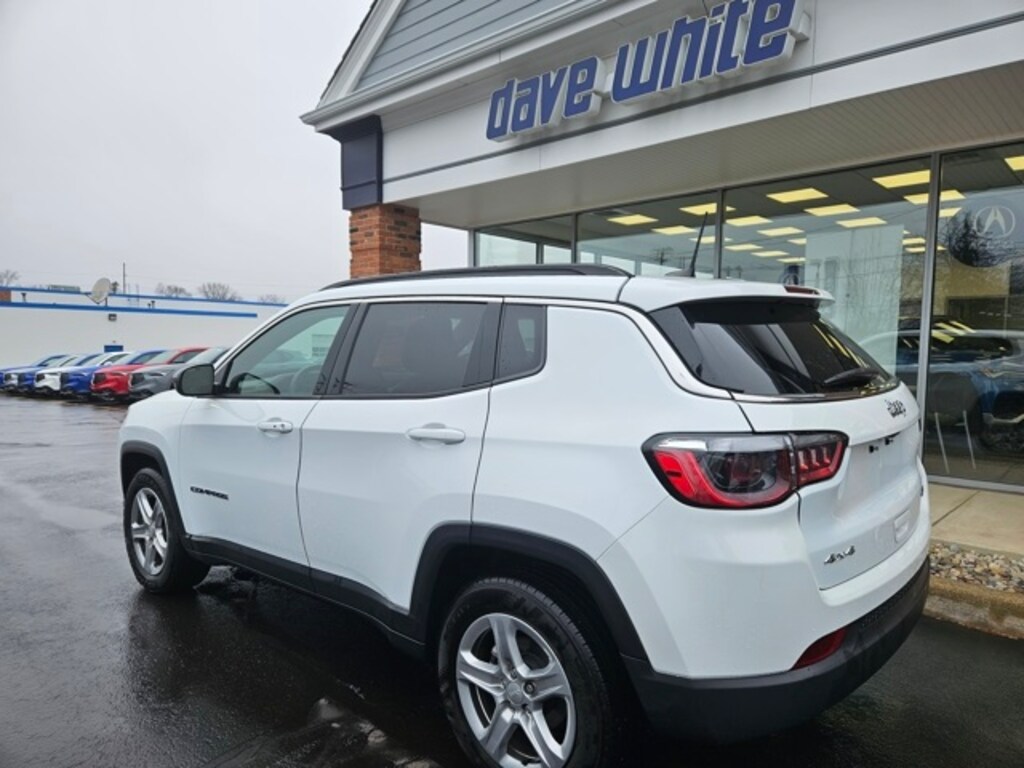 Used 2024 Jeep Compass Latitude SUV