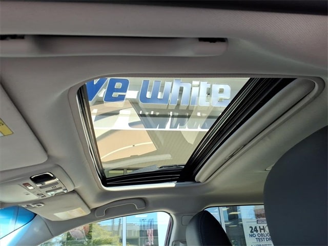 Used 2018 Subaru Outback Limited with VIN 4S4BSANC5J3216286 for sale in Sylvania, OH