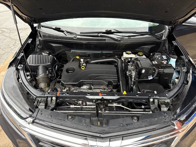 2023 Chevrolet Equinox LT photo 3