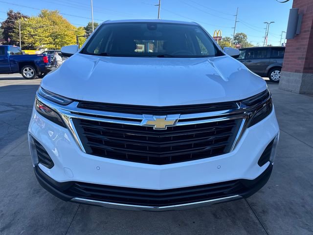 2022 Chevrolet Equinox LT photo 3