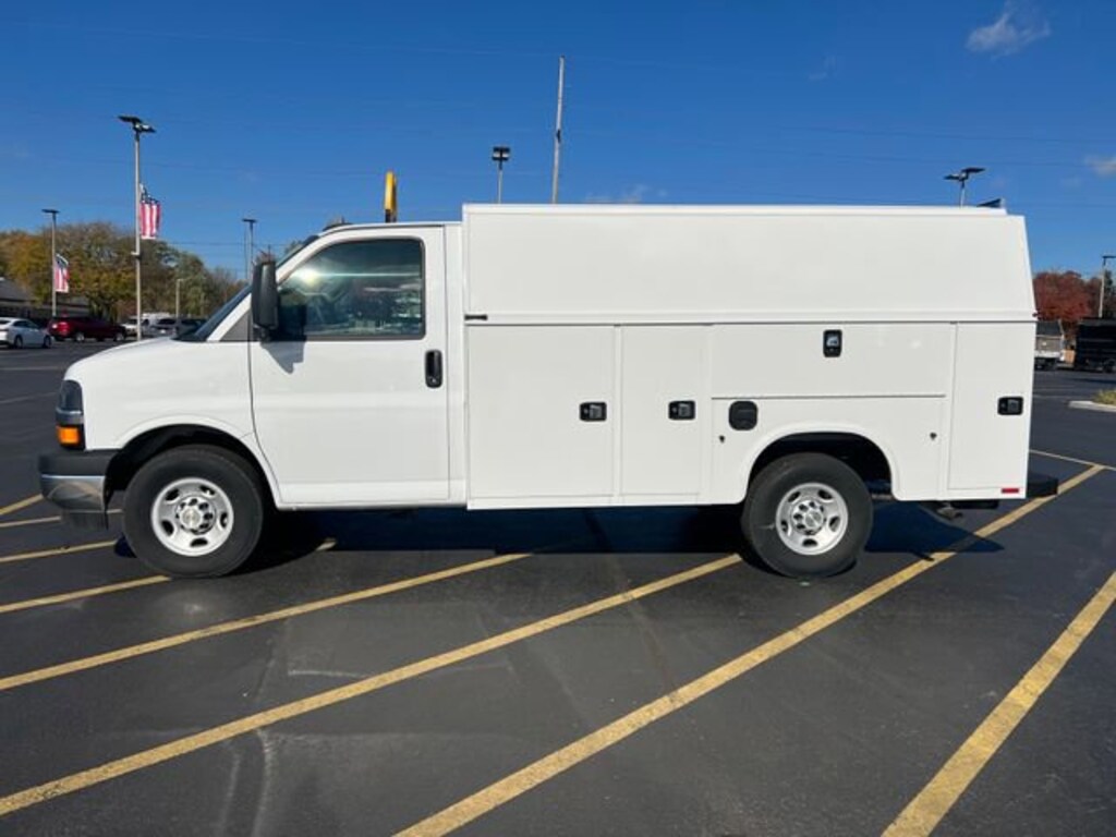 New 2025 Chevrolet Express Cutaway 3500 1WT Cutaway Van
