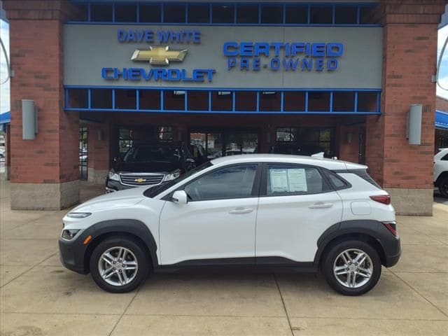 Used 2022 Hyundai Kona SE with VIN KM8K22AB4NU824271 for sale in Sylvania, OH