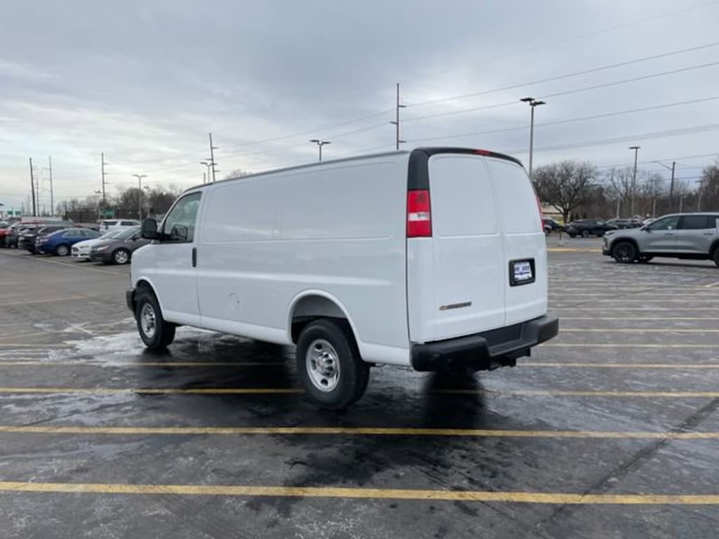 New 2025 Chevrolet Express Cargo 3500 WT Van