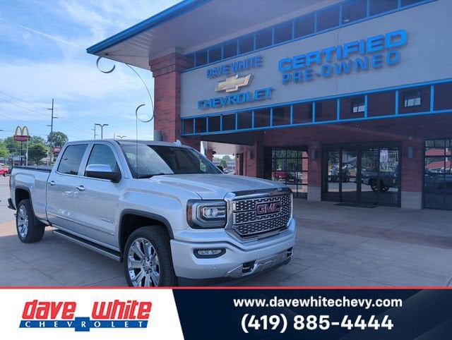 2017 GMC Sierra 4WD Crew Cab Standard Box's photo