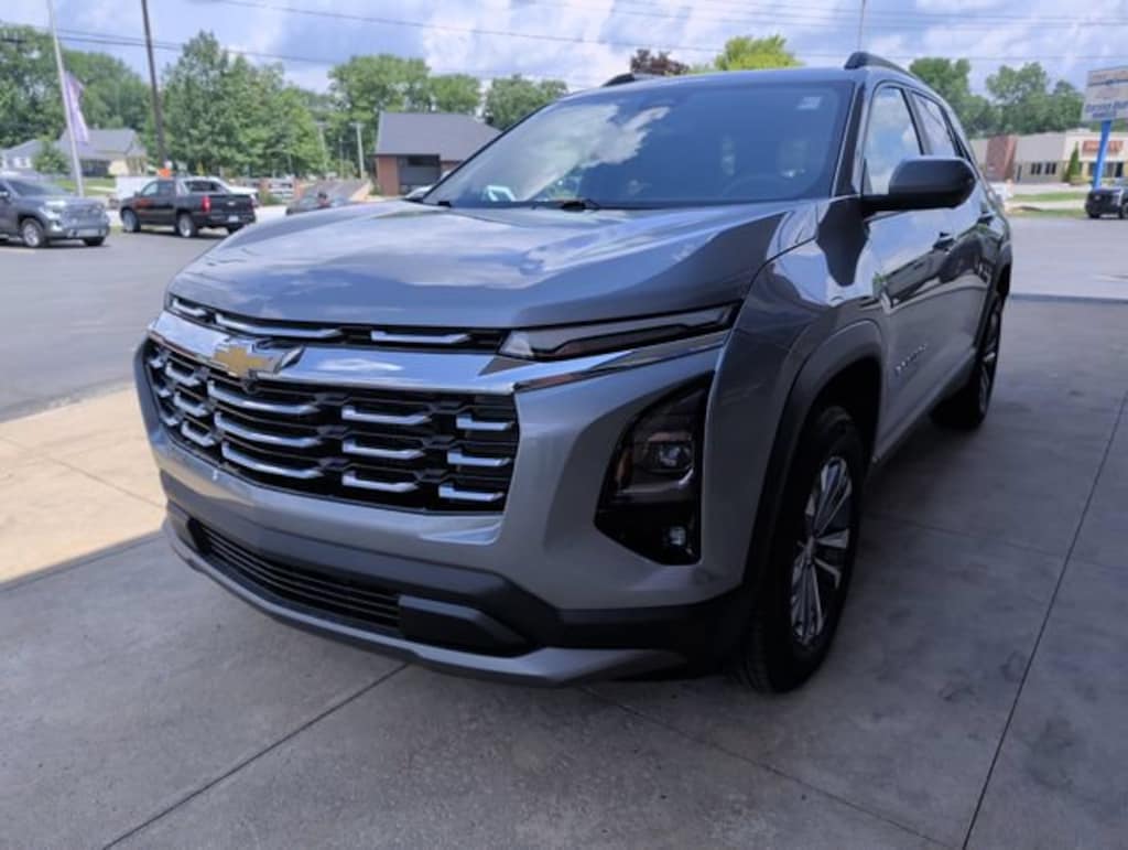 Used 2025 Chevrolet Equinox LT SUV