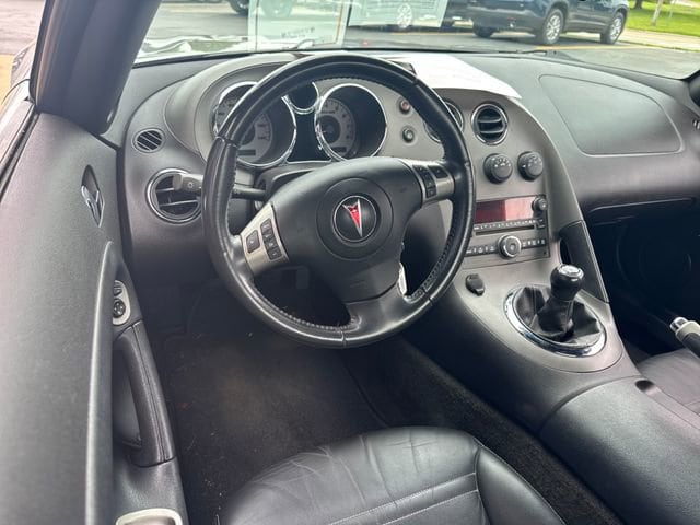 Used 2006 Pontiac Solstice Base with VIN 1G2MB33B26Y106720 for sale in Sylvania, OH