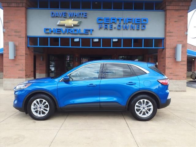 Used 2020 Ford Escape SE with VIN 1FMCU0G62LUB84281 for sale in Sylvania, OH