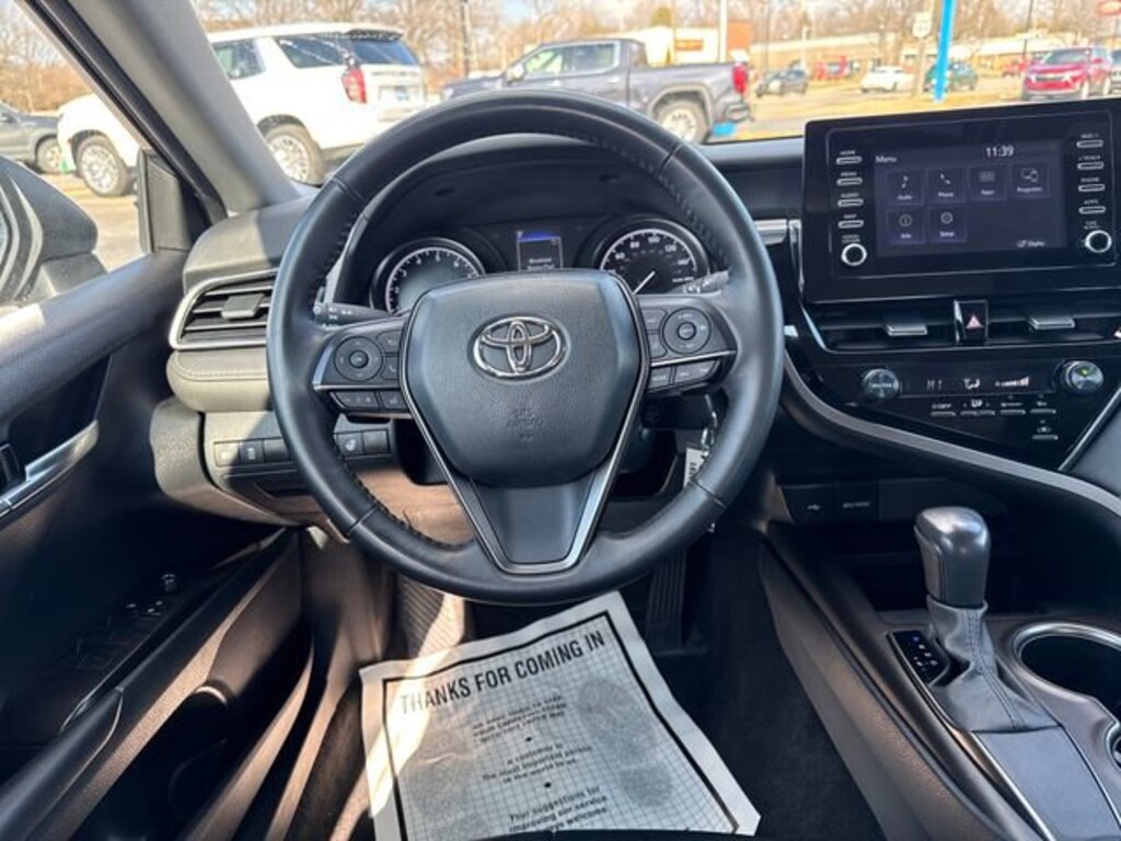 Used 2023 Toyota Camry SE Sedan