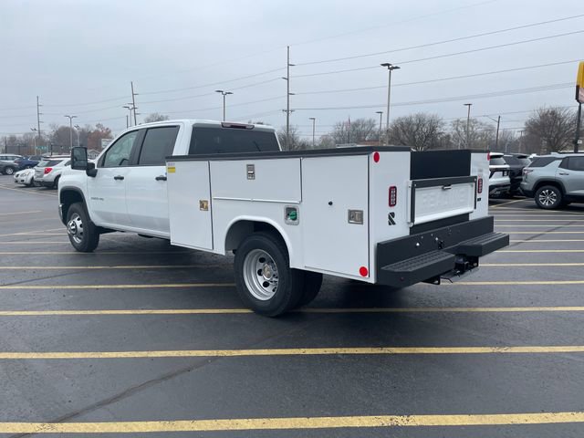 2025 Chevrolet Silverado 3500HD Work Truck photo 3