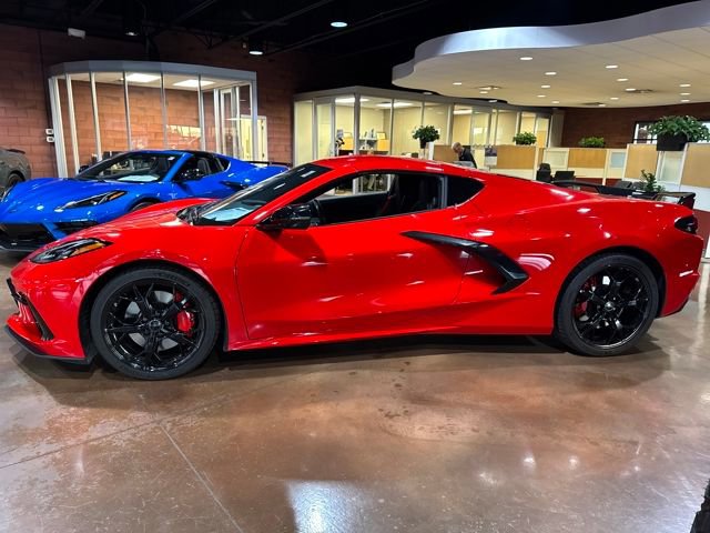 2021 Chevrolet Corvette Stingray 1LT photo 2