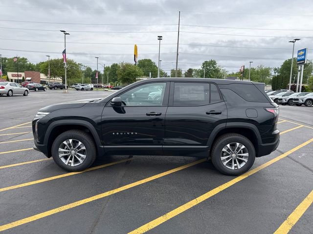 2026 Chevrolet Equinox LT photo 2