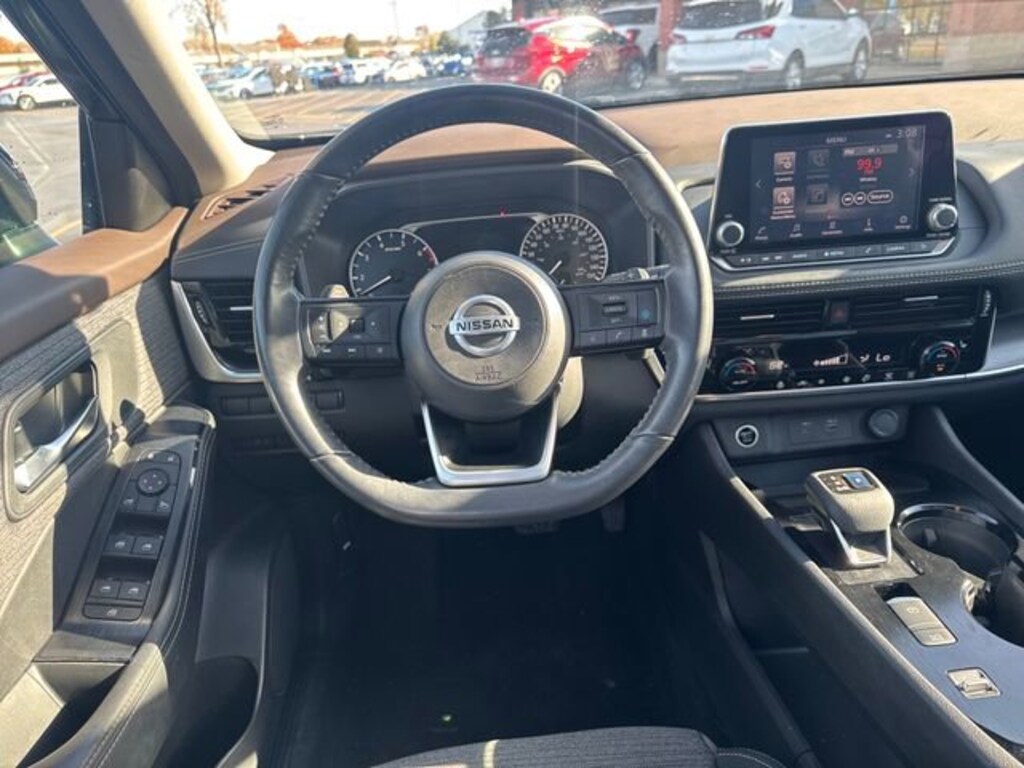 Used 2021 Nissan Rogue SV SUV