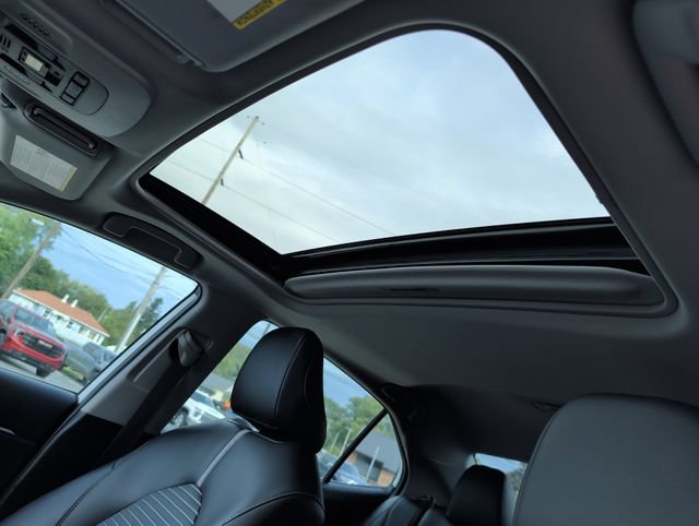 Used 2023 Toyota Camry SE Sedan