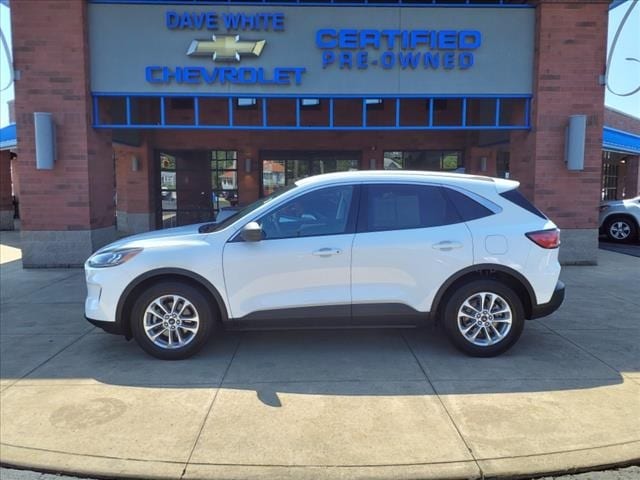 Used 2022 Ford Escape SE with VIN 1FMCU0G62NUA83910 for sale in Sylvania, OH