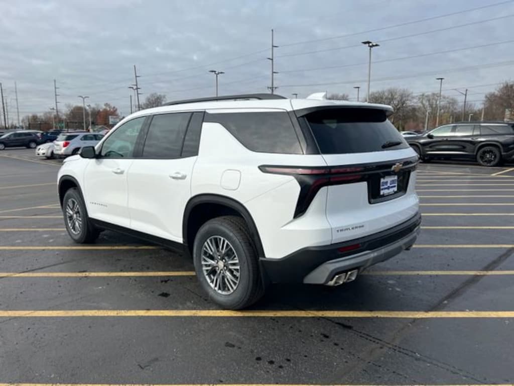 New 2026 Chevrolet Traverse LT SUV