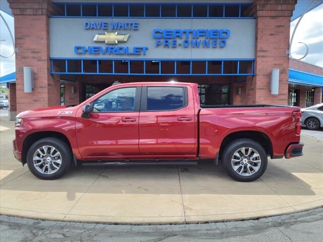 Used 2021 Chevrolet Silverado 1500 RST with VIN 1GCUYEED2MZ319811 for sale in Sylvania, OH