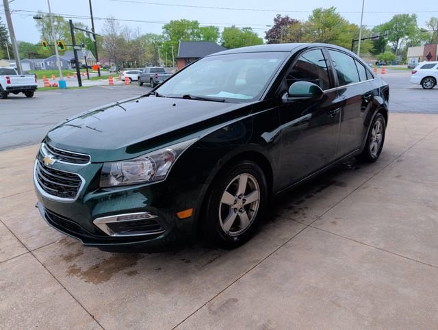 Used 2015 Chevrolet Cruze 1LT with VIN 1G1PC5SB3F7133183 for sale in Sylvania, OH