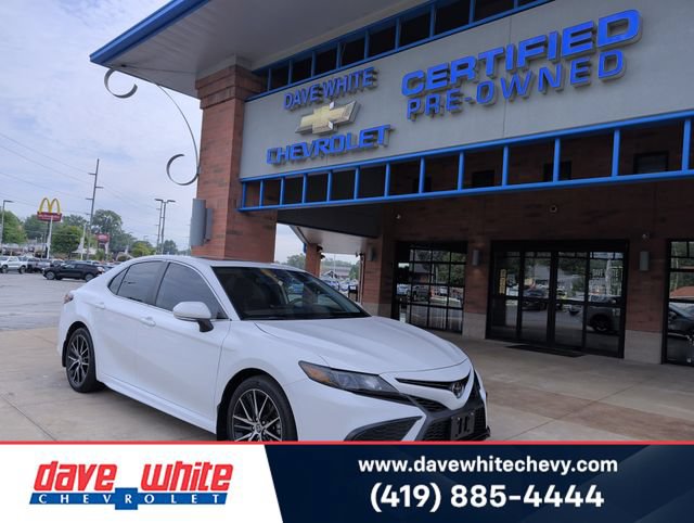 Used 2023 Toyota Camry SE Sedan