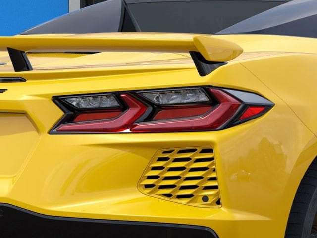 2025 Chevrolet Corvette 2LT - Photo 11