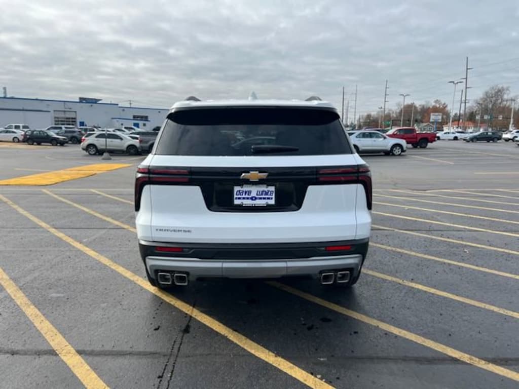 New 2026 Chevrolet Traverse LT SUV